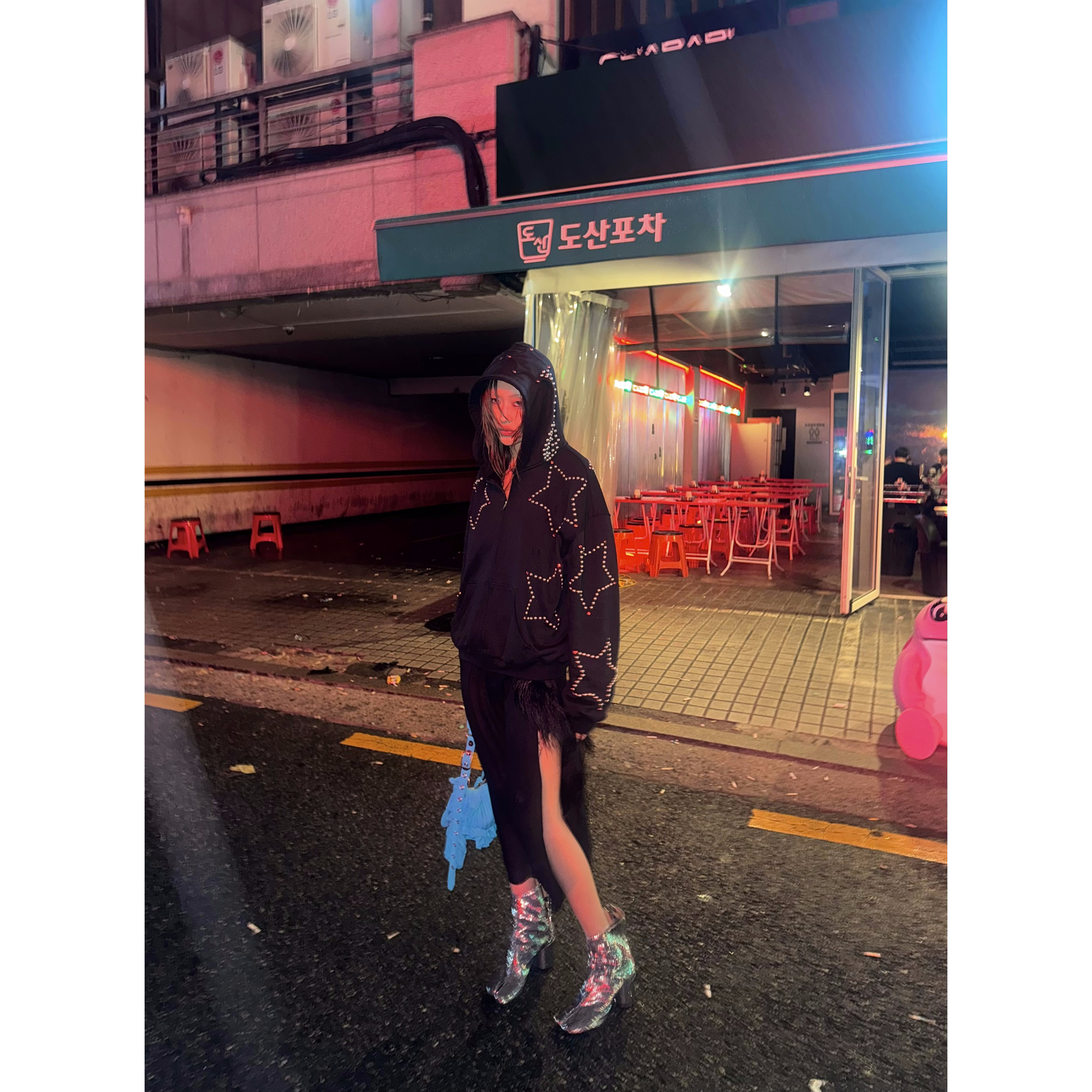 FOURFORTY METAL BUNNY HOODIE 凶狠兔兔 铆钉连帽卫衣 限量发售