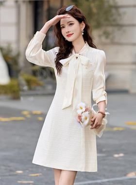 2026春季新款气质减龄小香风长袖收腰拼接中长款时尚连衣裙JX2601