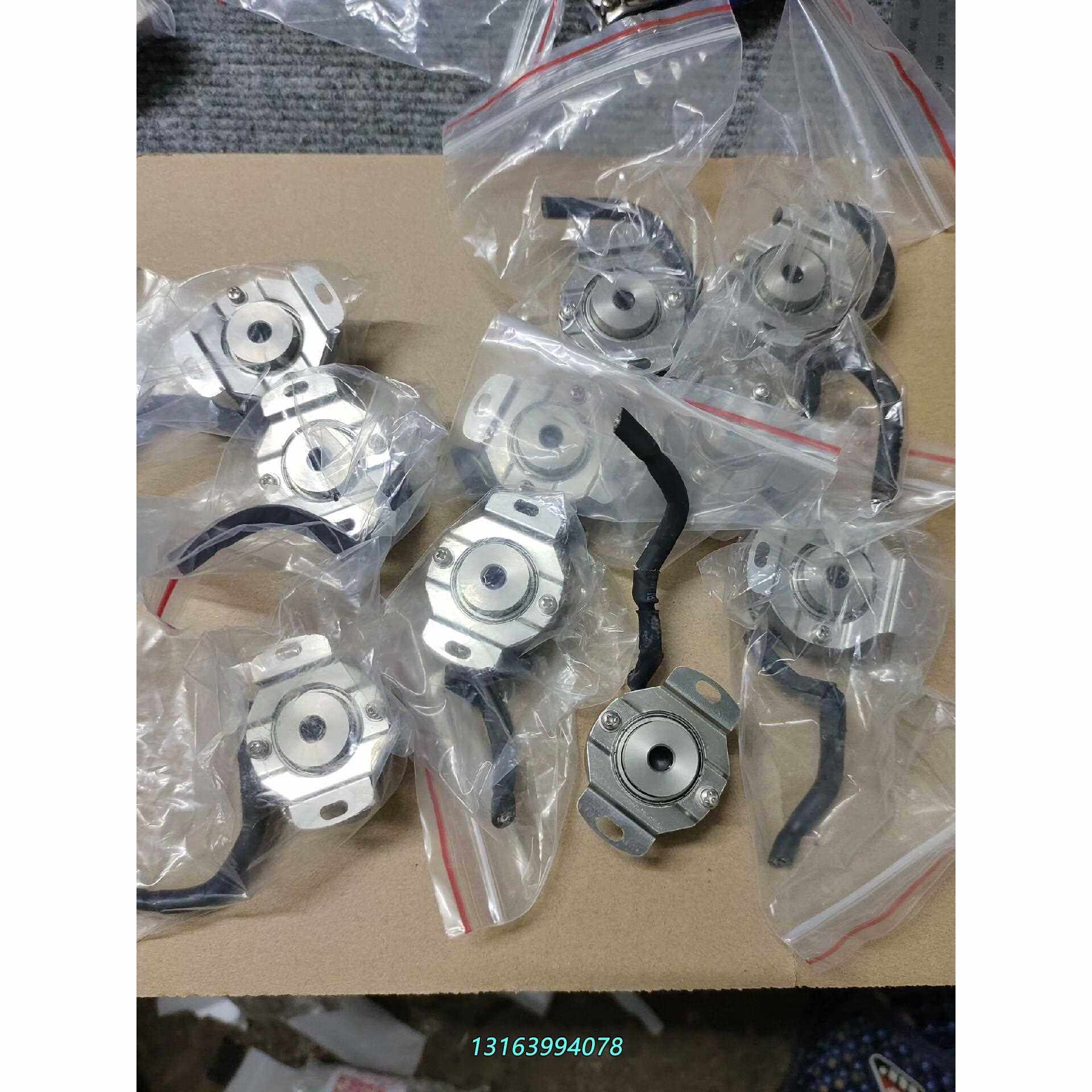 S17Bit编码器，外圆尺寸35mm，内径6mm孔。成色议价