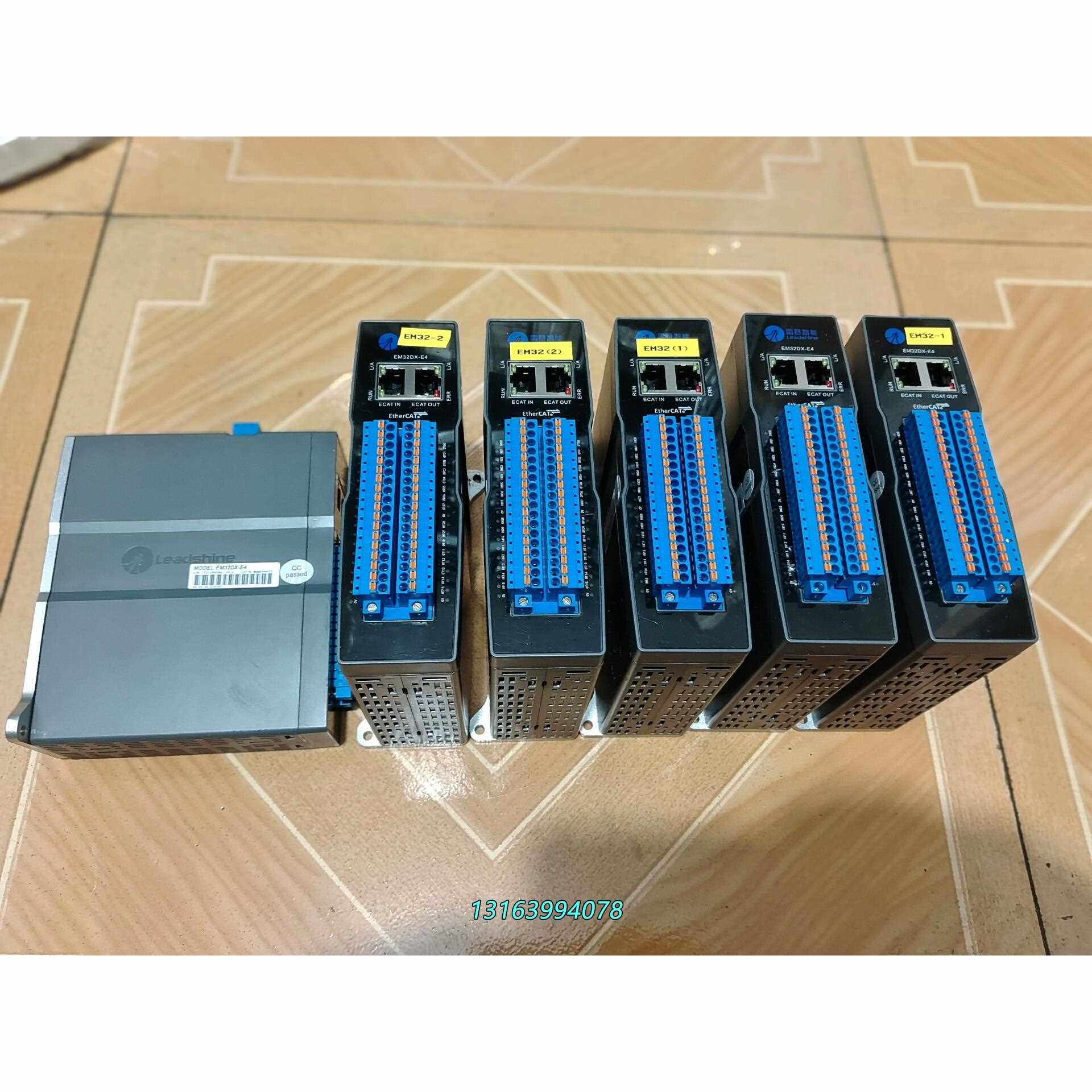 雷赛总线运动控制器EM32DX-E4，功能正常，成色为议价