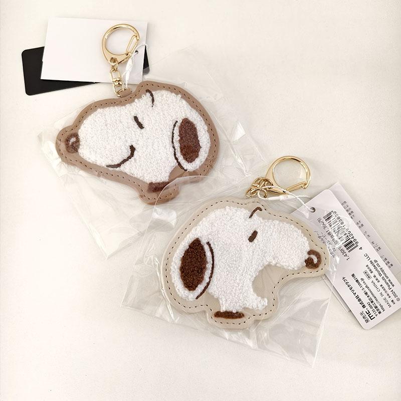 日本采购snoopy可爱毛绒刺绣挂件