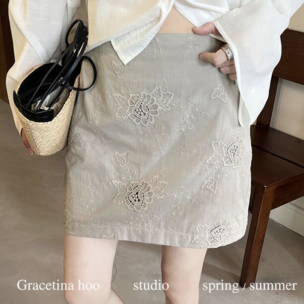 GRACETINA HOO｜法式香风高级感通勤｜全棉镂空绣花直筒短裙女夏