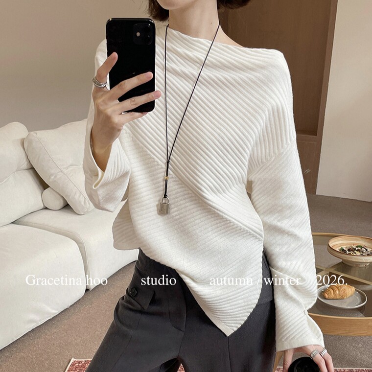 GRACETINA HOO|法式简约高级黑通勤|一字领斜肩摆长袖毛衣女秋