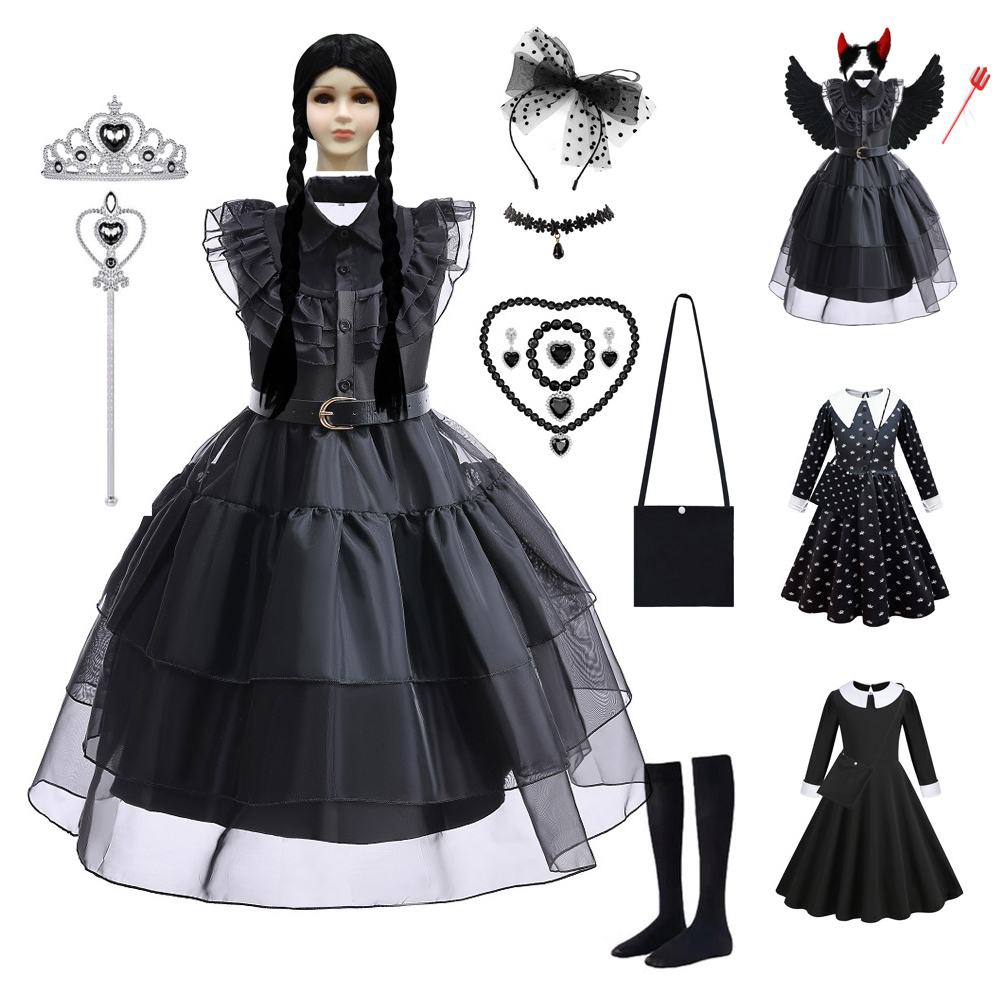 亚当斯一家Wednesdaycos服装