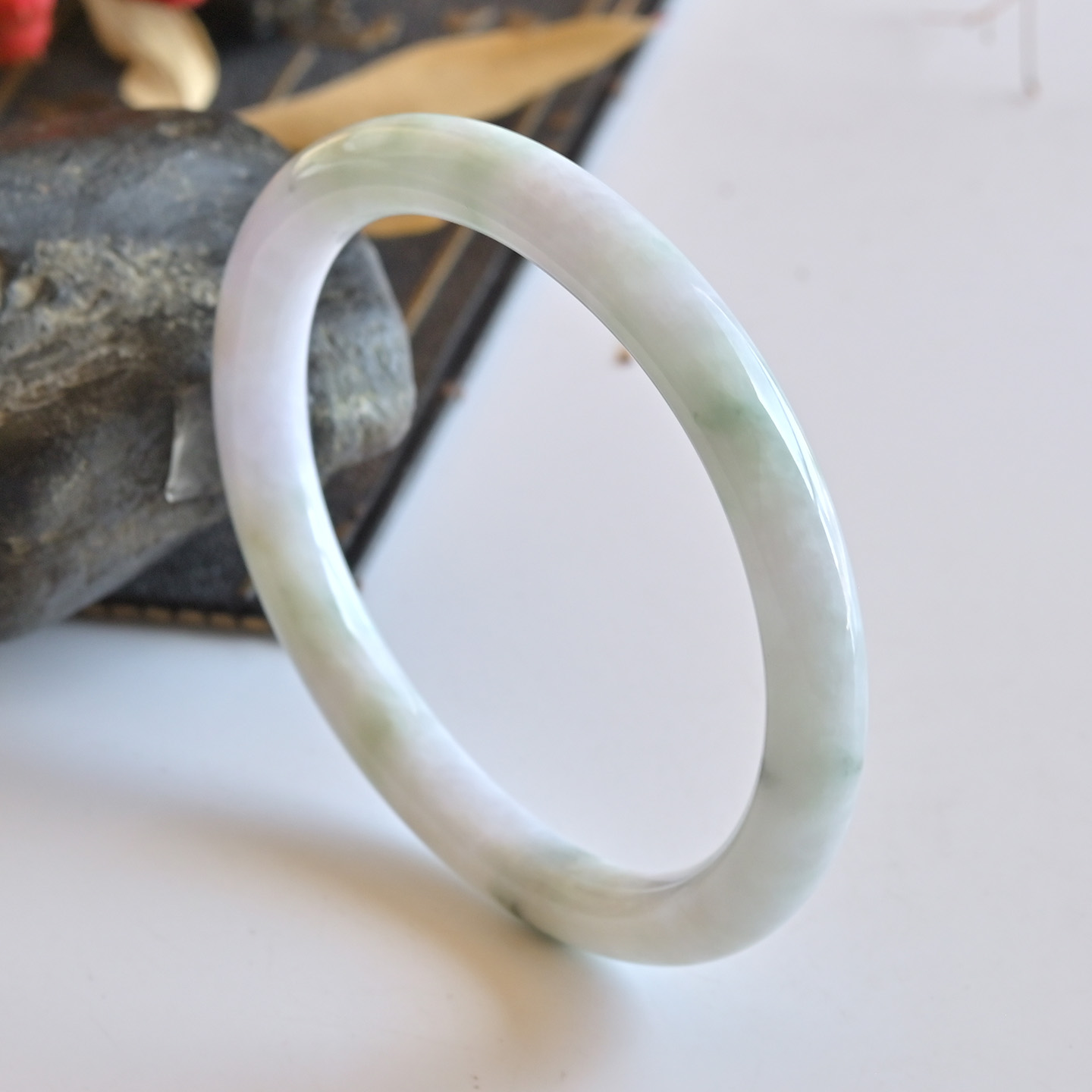 清仓天然a货翡翠手镯56糯种小清新玉镯子女缅甸玉手镯圆条贵妃镯