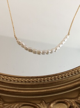 爱笑女孩米粒珍珠金属尺寸锁骨链