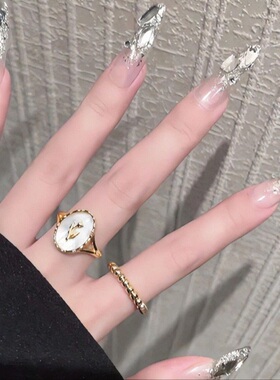 穿戴甲长款夏天高级感轻奢网红爆款2024新年款手作黄黑皮显白美甲