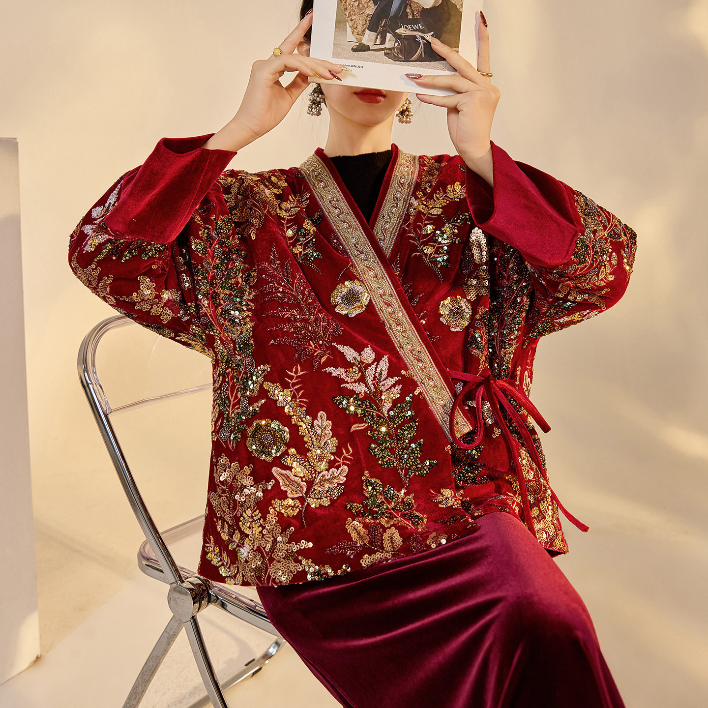 新年重工刺绣外套羽绒服+半裙