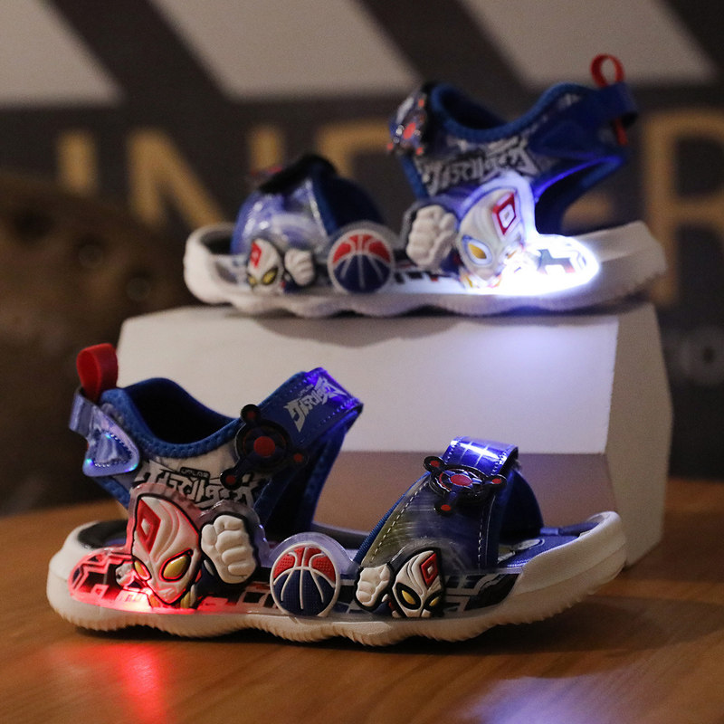奥特曼童鞋夏季运动男童凉鞋软底发光中大童小童时装凉拖鞋酷奇官