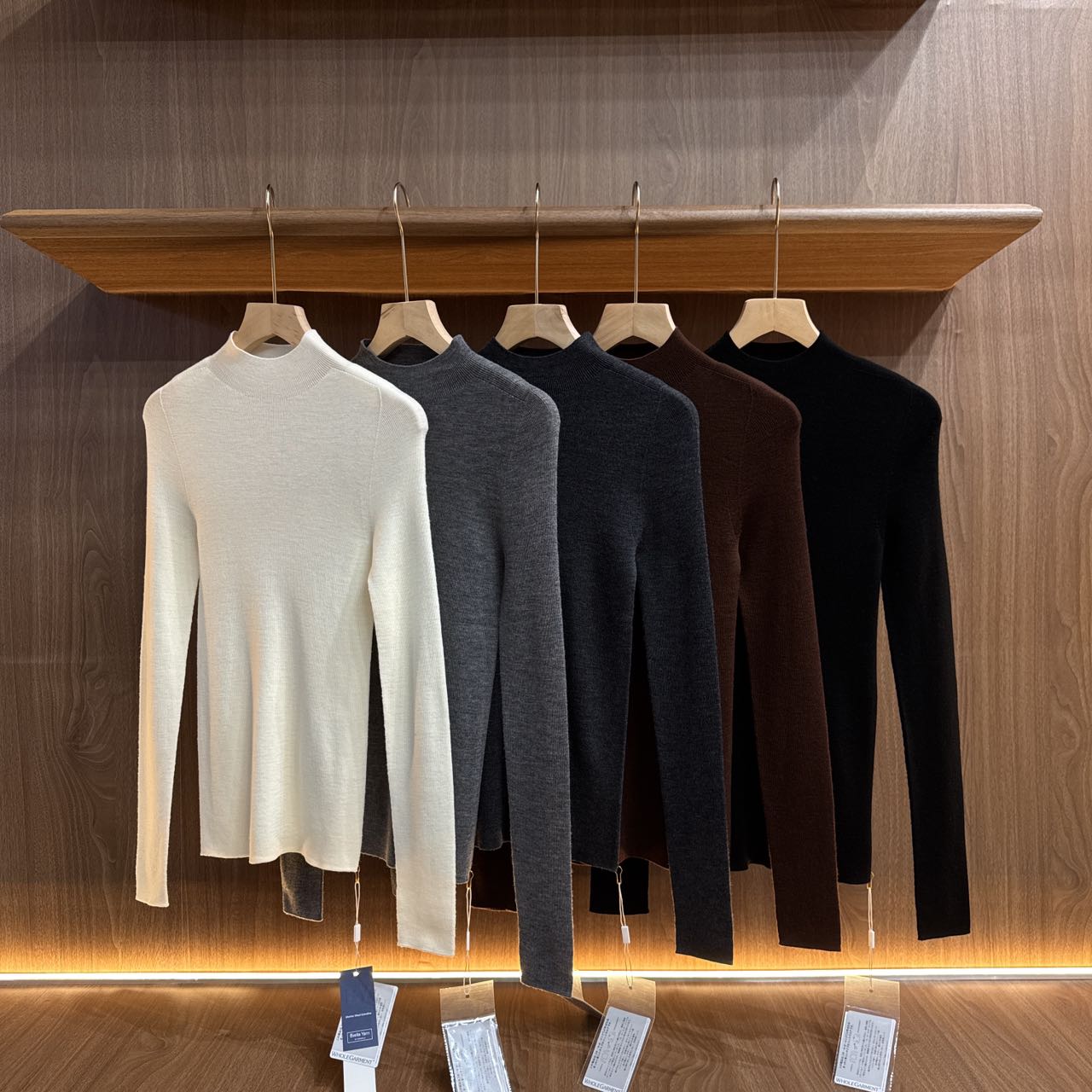 Lp纯羊毛扬子纱无缝一体岛精可机洗女士秋冬半高领打底长袖羊毛衫