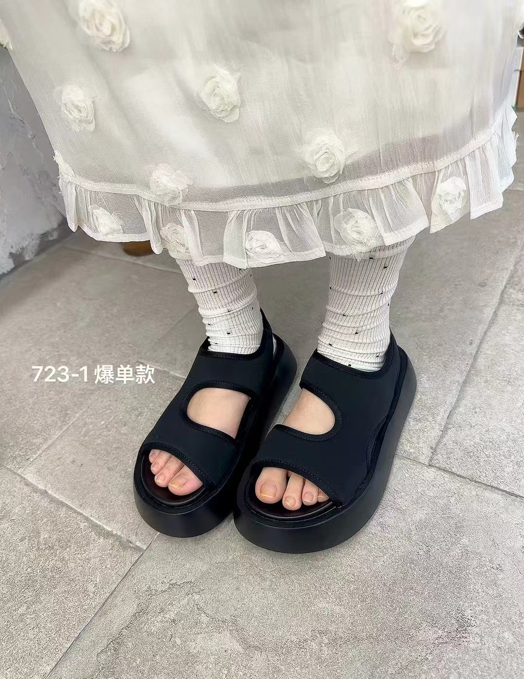 SGIRLTWTW女鞋2026年新厚底镂空高跟凉鞋 夏季休闲女生罗马凉鞋潮