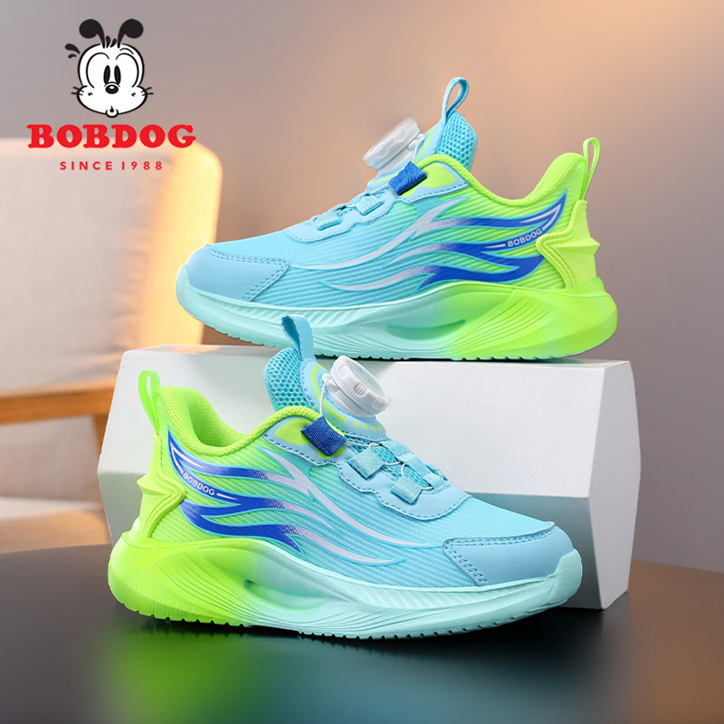 巴布豆男童运动鞋2026春款透气网鞋新款旋转扣跑步鞋儿童软底鞋子