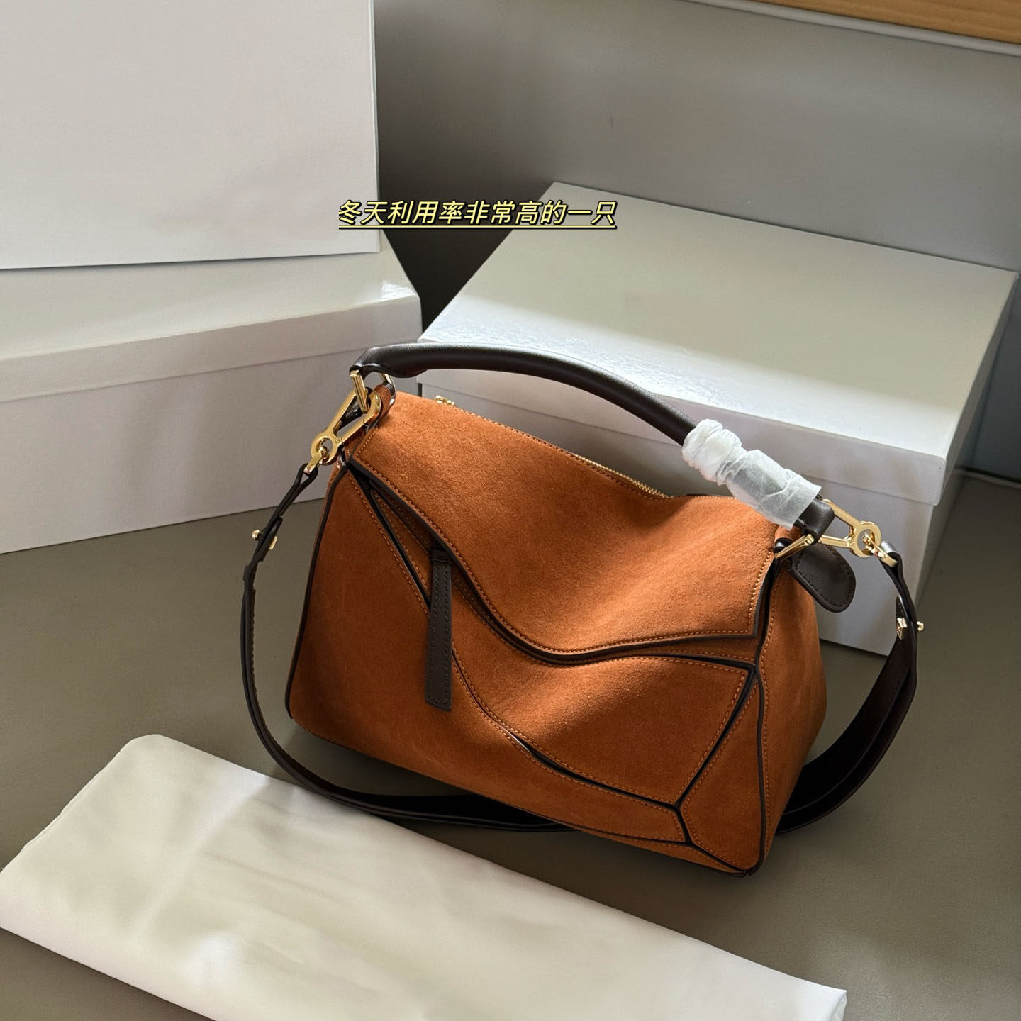 麂皮大号30cm高颜值几何包百搭健身包枕头包时尚单肩斜挎手提包