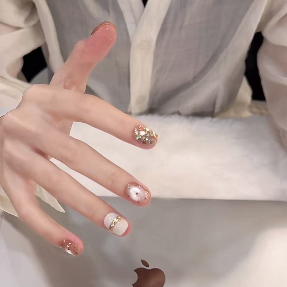 粉金猫眼秋冬美甲纯手工穿戴甲设计师高款裸色纯欲风短款美甲贴片