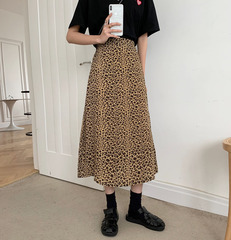 Real price ~ retro leopard print new high waist skirt in spring