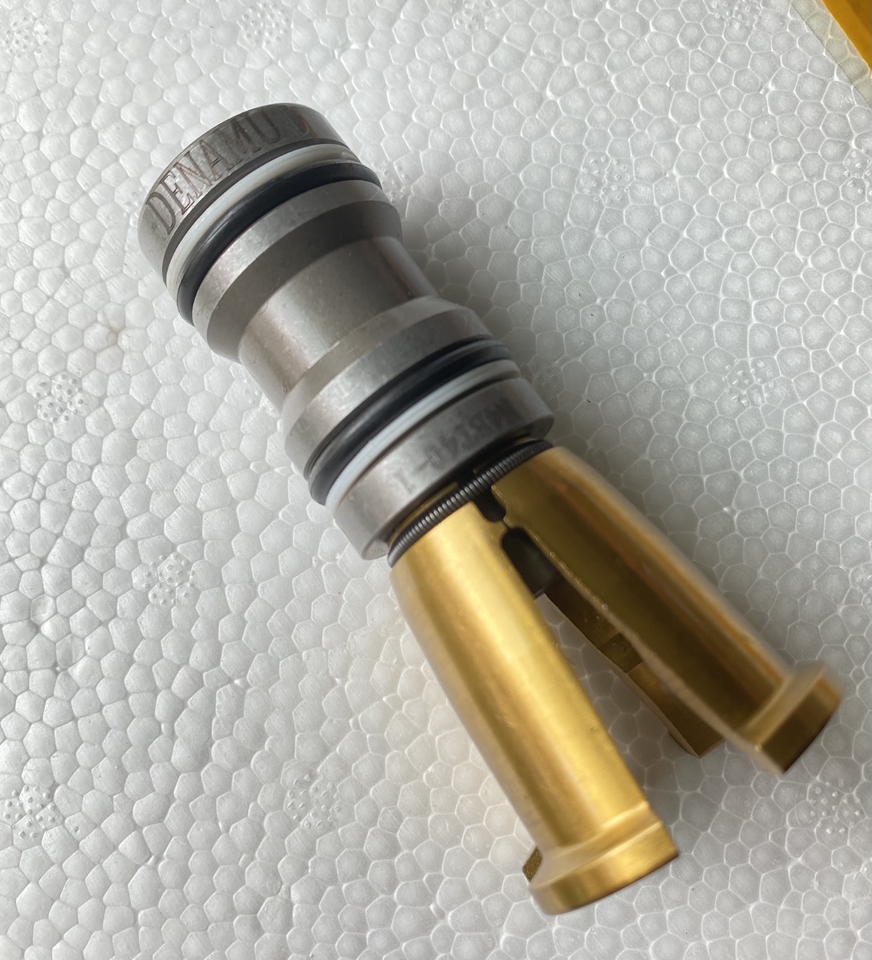 德纳姆bt40开闭四瓣爪加工中心