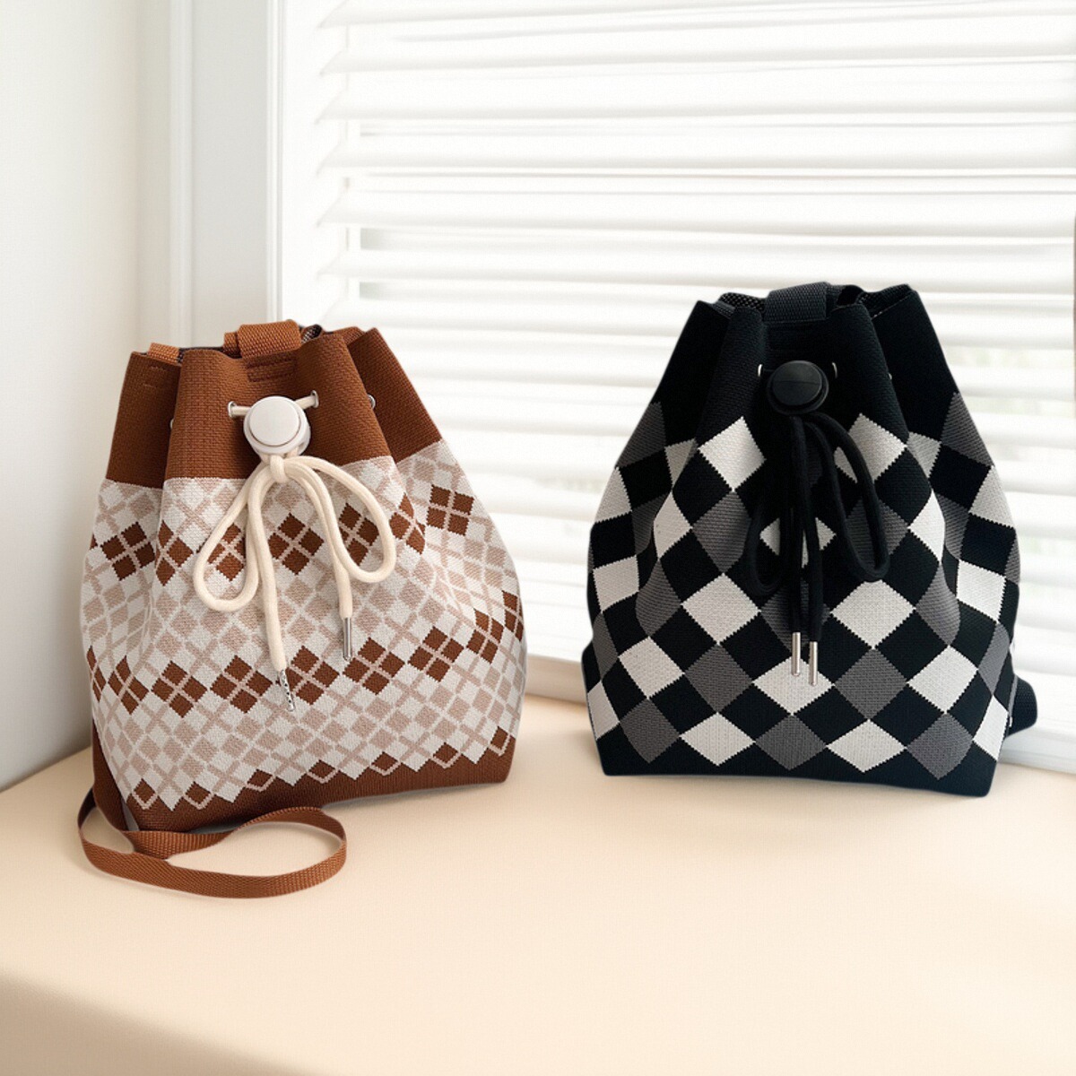 日韩百搭抽绳手提包单肩斜挎包包