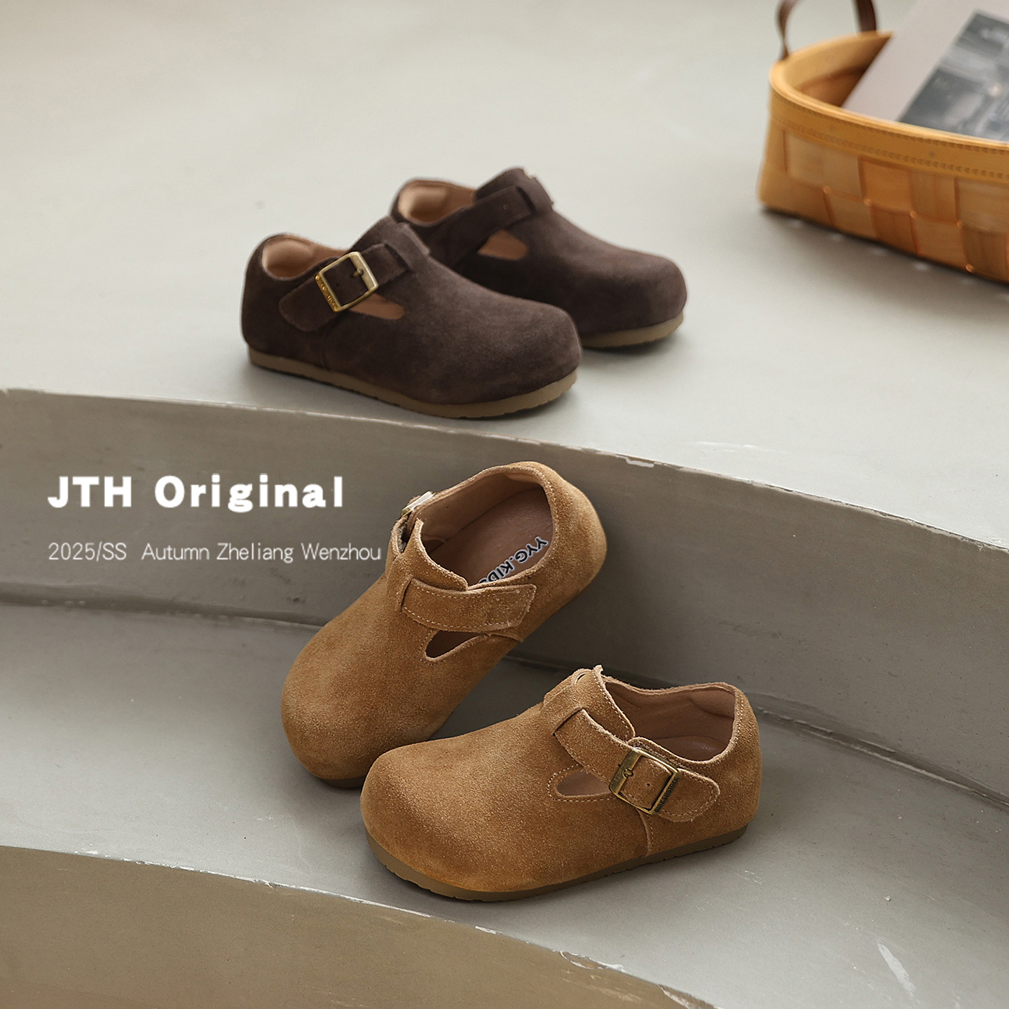 2025秋冬新款韩版男女童四季真皮磨砂勃肯单鞋中大童女童加绒棉鞋