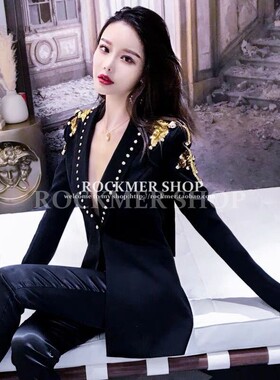 2026春秋季新款名媛气质铆钉拼接时尚轻奢高端重工西装短外套女