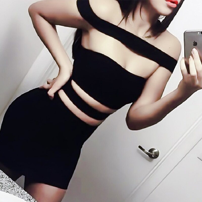 性感一字领露肩背礼服轻奢小众高端级气质名媛收腰包臀绷带连衣裙
