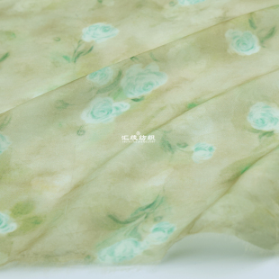 玫瑰印花天丝棉布料朦胧晕染亮丝新中式连衣裙旗袍汉服雪纺面料