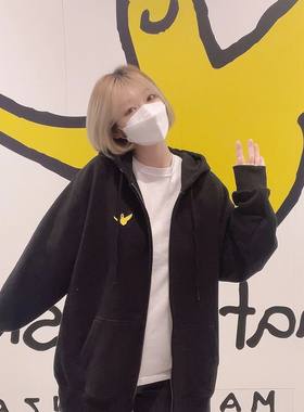 韩国whatitisnt小飞人连帽卫衣