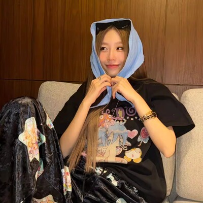 韩国代购youthbath奥莉蛙oliwa联名插画宽松休闲可爱短袖T恤女夏