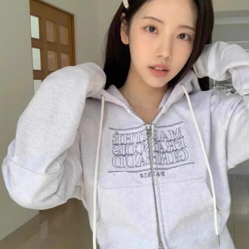 marithe刺绣拉链卫衣半身裙套装