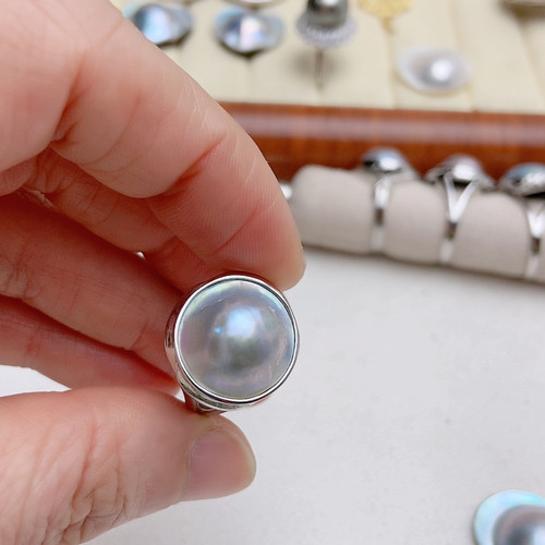 饱满蓝色海水马贝戒指，纯银