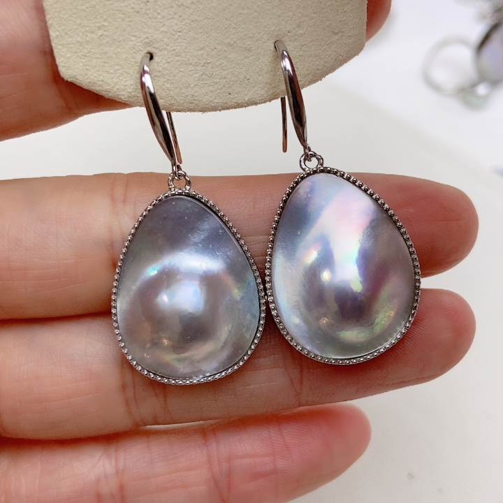 极光无暇海水马贝耳环