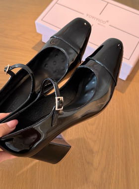 高跟鞋女玛丽珍鞋粗跟方头法式一字带小皮鞋单鞋黑色2025年新款冬