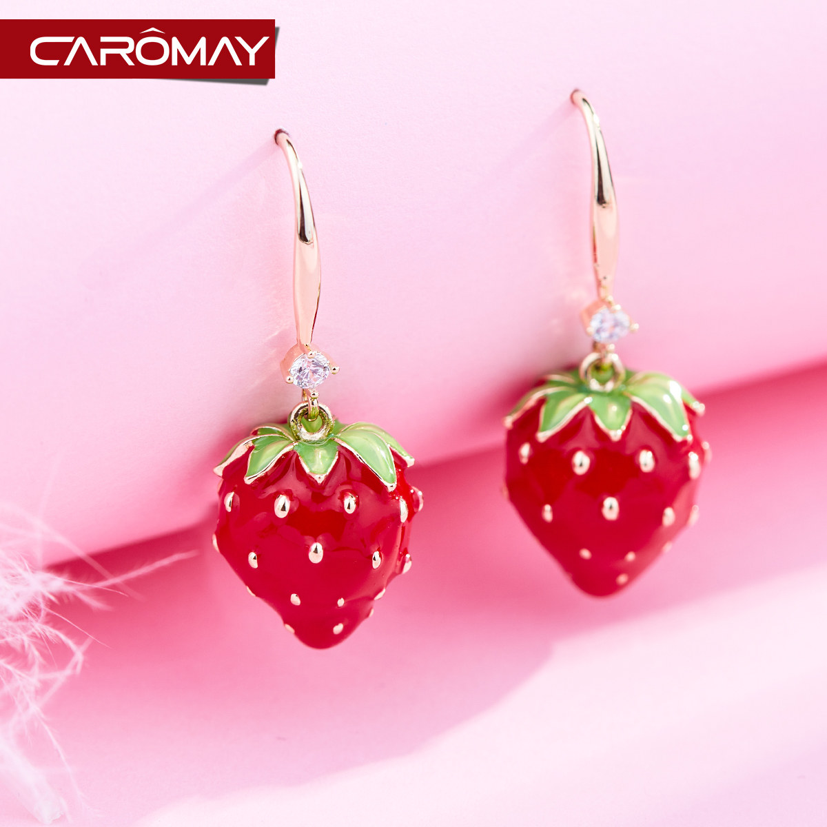 ins可爱少女心草莓耳环韩国气质长款网红个性耳坠简约小香风耳饰