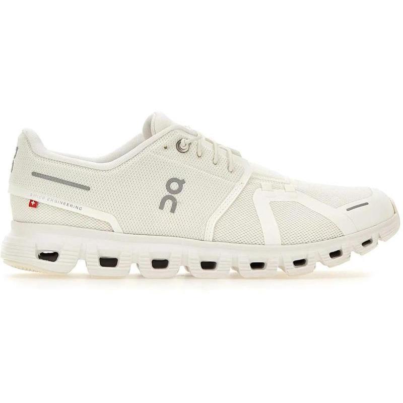 代购ON昂跑男士跑步鞋缓震设计贴合脚型防滑鞋底夜视反光白色