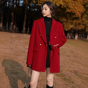 高级感大码女装毛呢羽绒服西装外套200斤韩版胖m中款红色加厚西服