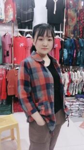 女装水洗亚麻棉休闲上衣妈妈装褂子外套衬衫方格格子带兜娃娃领清