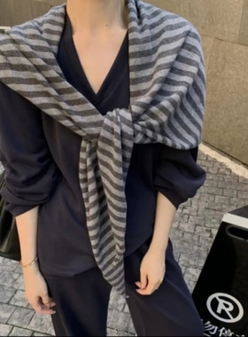 灰色条纹针织披肩女春秋季新款小众空调房外搭坎肩设计感围脖围巾