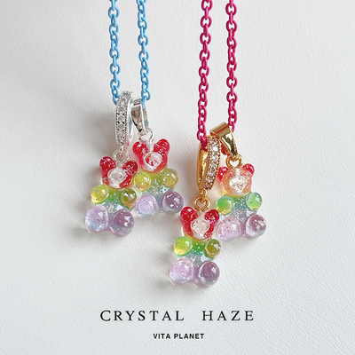 现货CRYSTAL HAZE正品 Rainbow彩色透明闪片小熊吊坠项链小众可爱