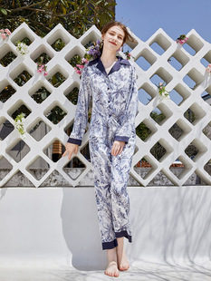 NT奈黎诗春季薄款丝质睡衣女士印花翻领前扣家居服两件套装可外穿