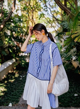 学院风撞色拼接蓝色条纹连衣裙夏新宽松显瘦短袖方领中长款百褶裙