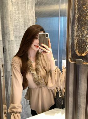 JustQin 10/8日上新 2025新款秋装性感雪纺衫显瘦收腰兔毛上衣女