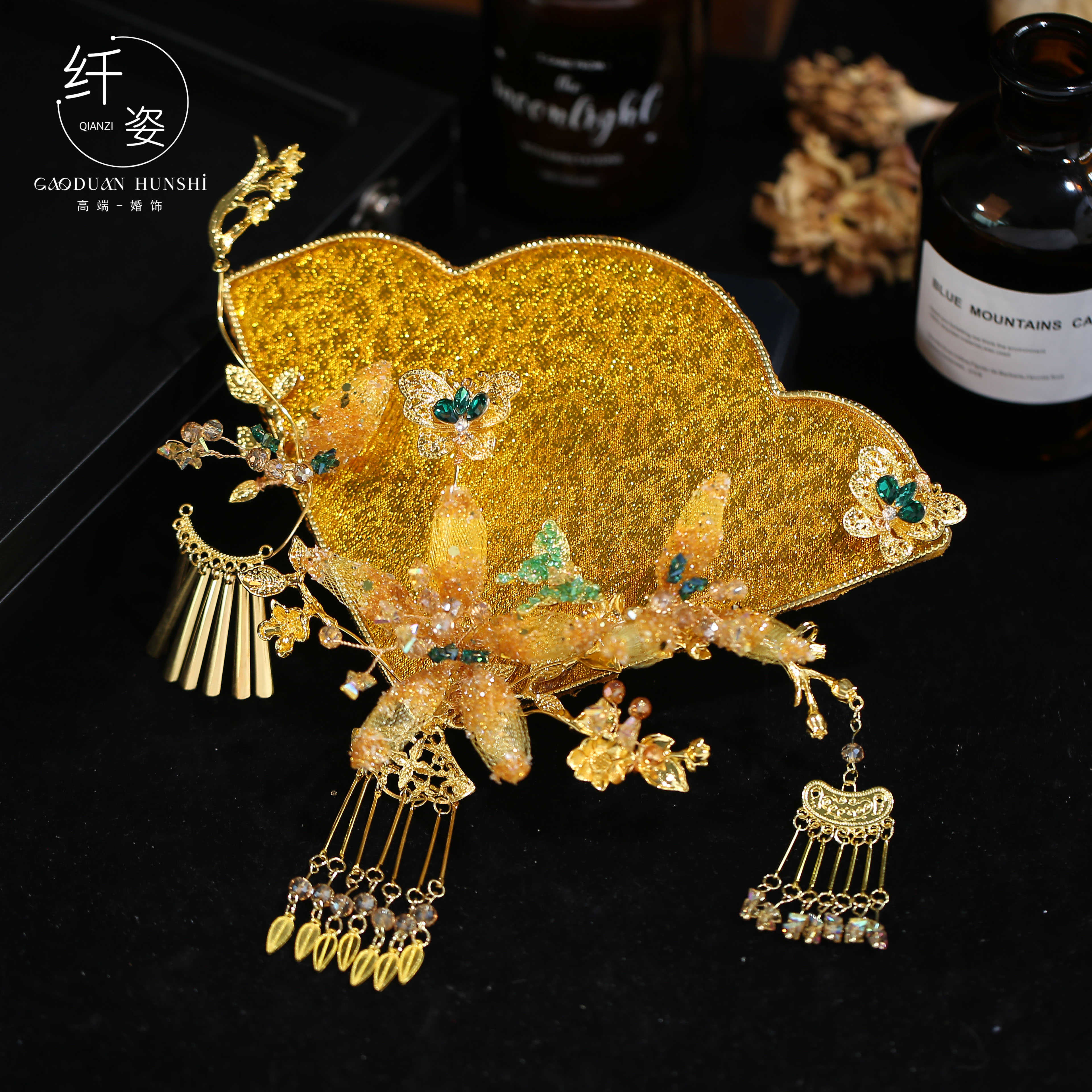 新中式新娘晨袍龙凤褂结婚团扇金色汉服拍照结婚手持扇高级感配饰