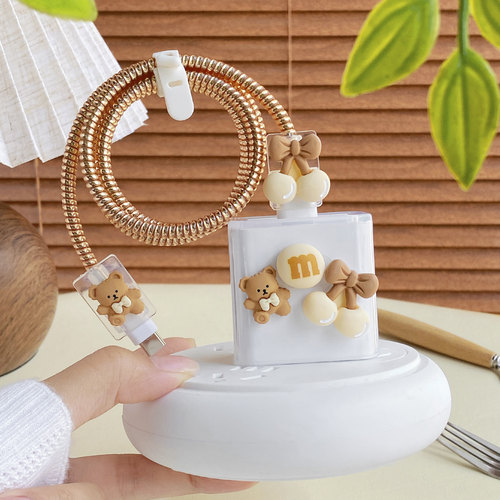 这个充电器太可爱了！！