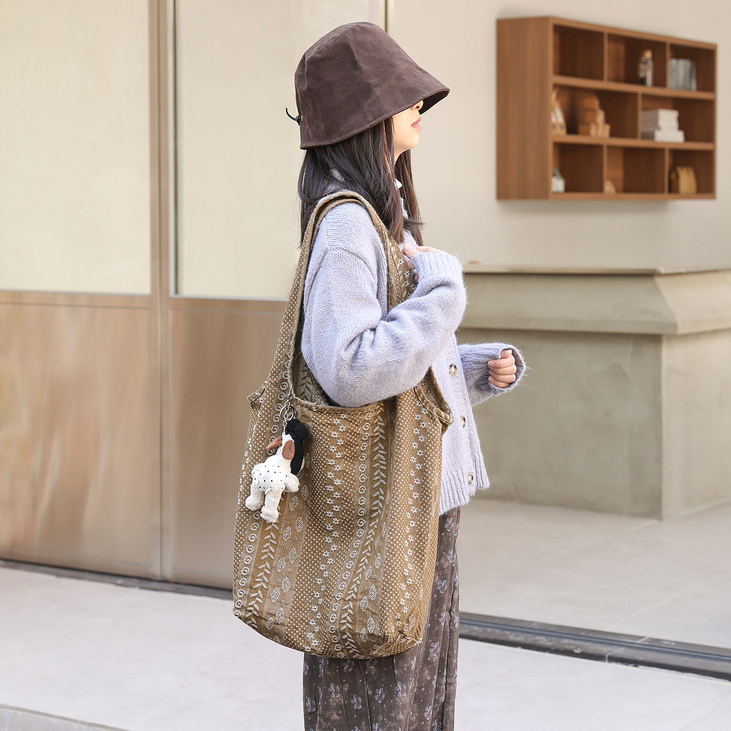 韩系小清新腰果花托特包女百搭帆布印花腋下包慵懒学生单肩水桶包