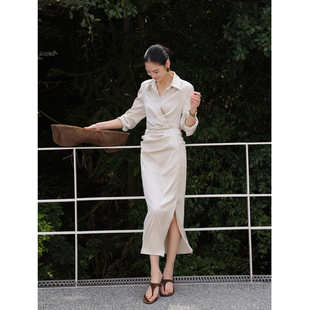 酒窝定制香槟色长袖包臀衬衫连衣裙女2026秋季新款修身褶皱长裙子