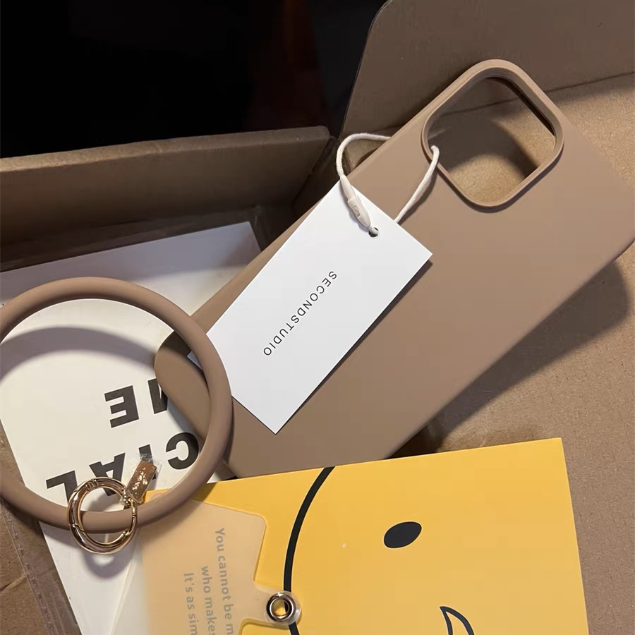 苹果液态硅胶手环冷淡风