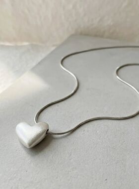 Silver Color Love Heart Pendant Necklace For Women Smooth Ch