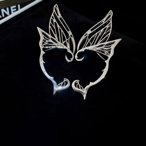 Personalized Retro Clip Earrings Hollow Butterfly Wings Earb