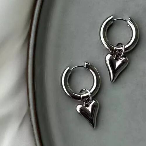 Punk Silver Color Peach Heart Pendant Earrings for Women Sim