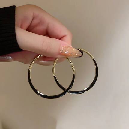 Simple Fashion Black White Enamel Cicle Large Hoop Earrings