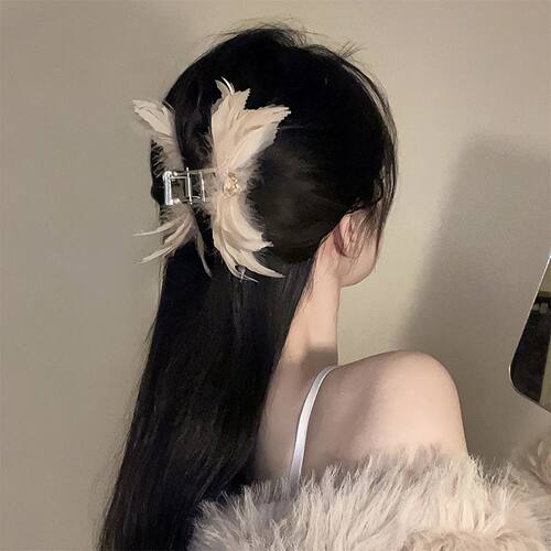 1PC Pure & Seductive INS-style Feather Claw Clip, Large Ostr